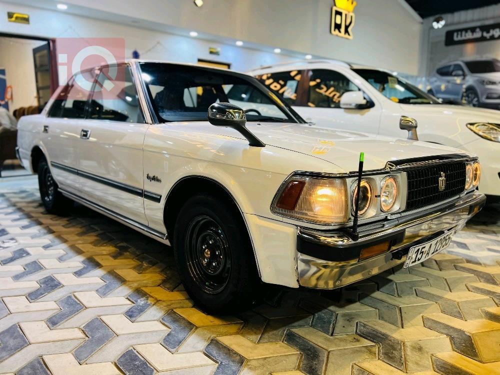 تويوتا كراون